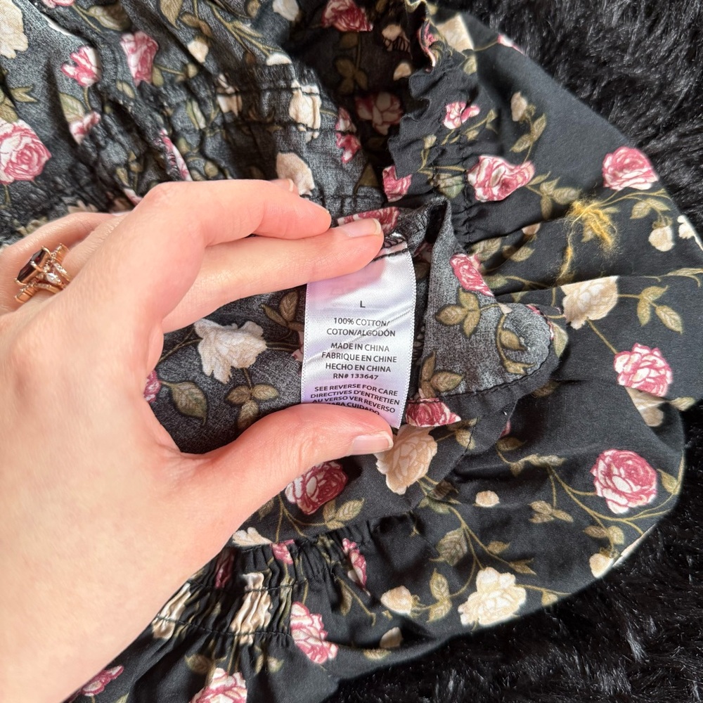 Fairycore/Cottagecore Celebrity Pink Black Floral Blouse - Picture 7 of 7